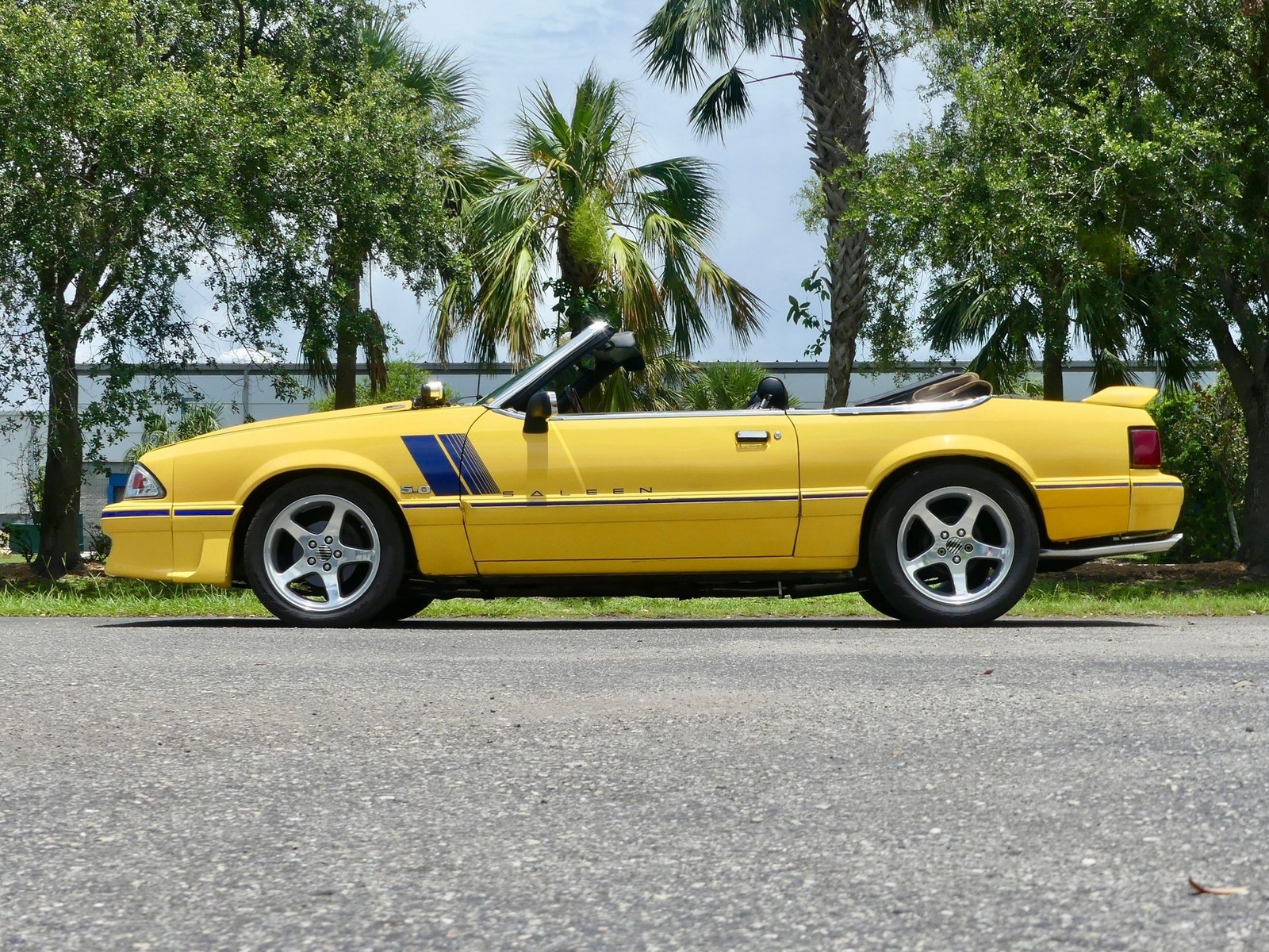 Ford-Mustang-1989-Convertible-10