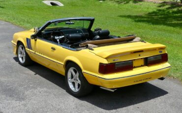 Ford-Mustang-1989-Convertible-12