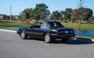 Ford-Mustang-1989-Convertible-13