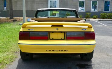 Ford-Mustang-1989-Convertible-14
