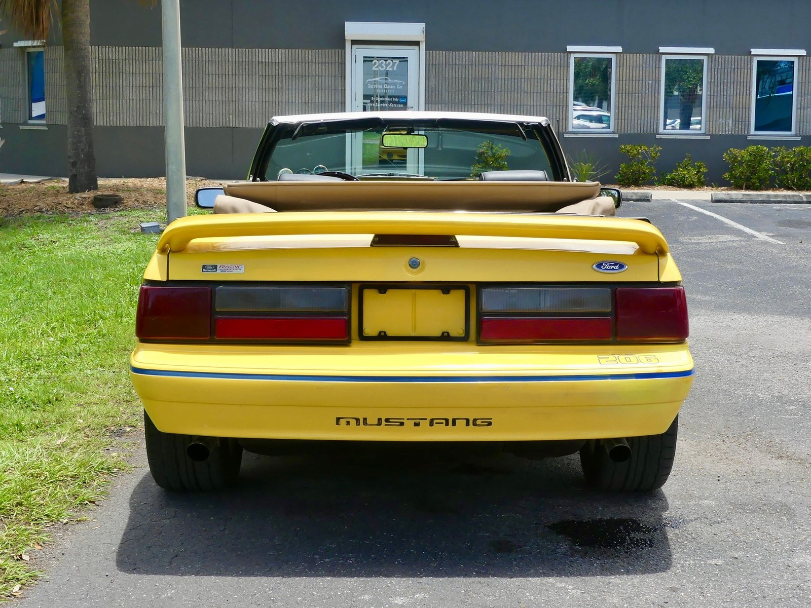 Ford-Mustang-1989-Convertible-14
