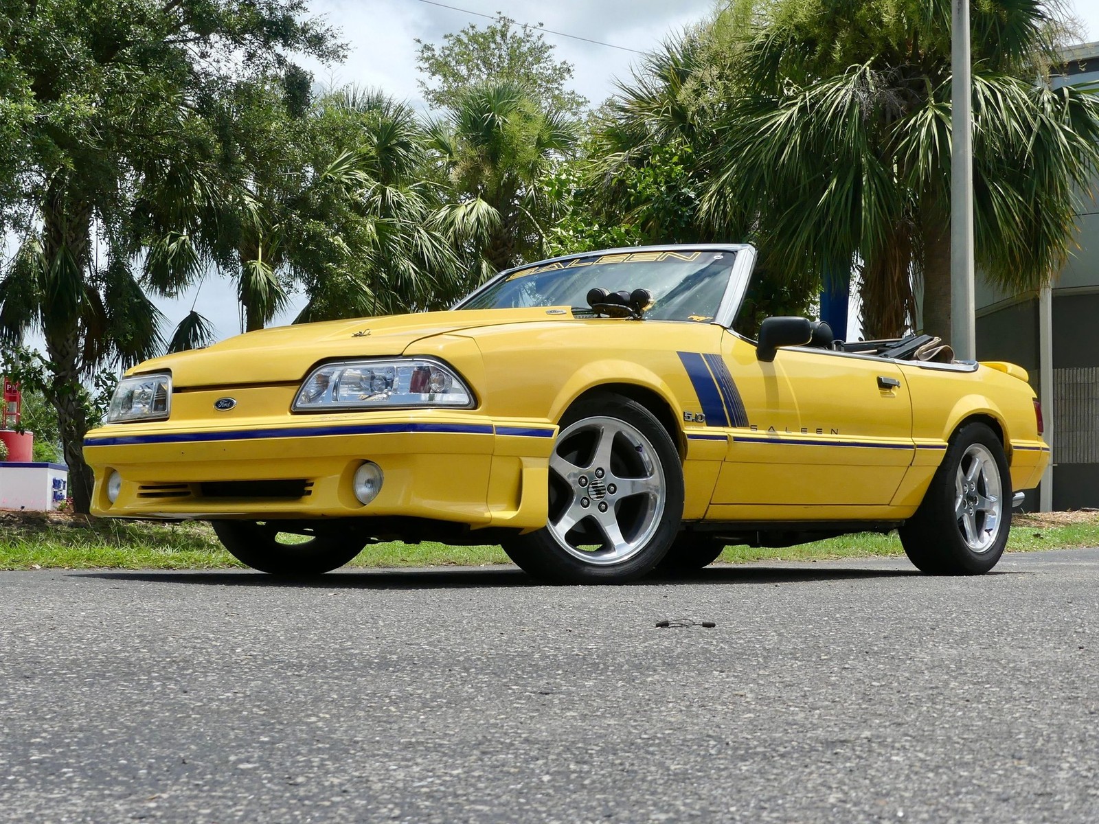 Ford-Mustang-1989-Convertible-7