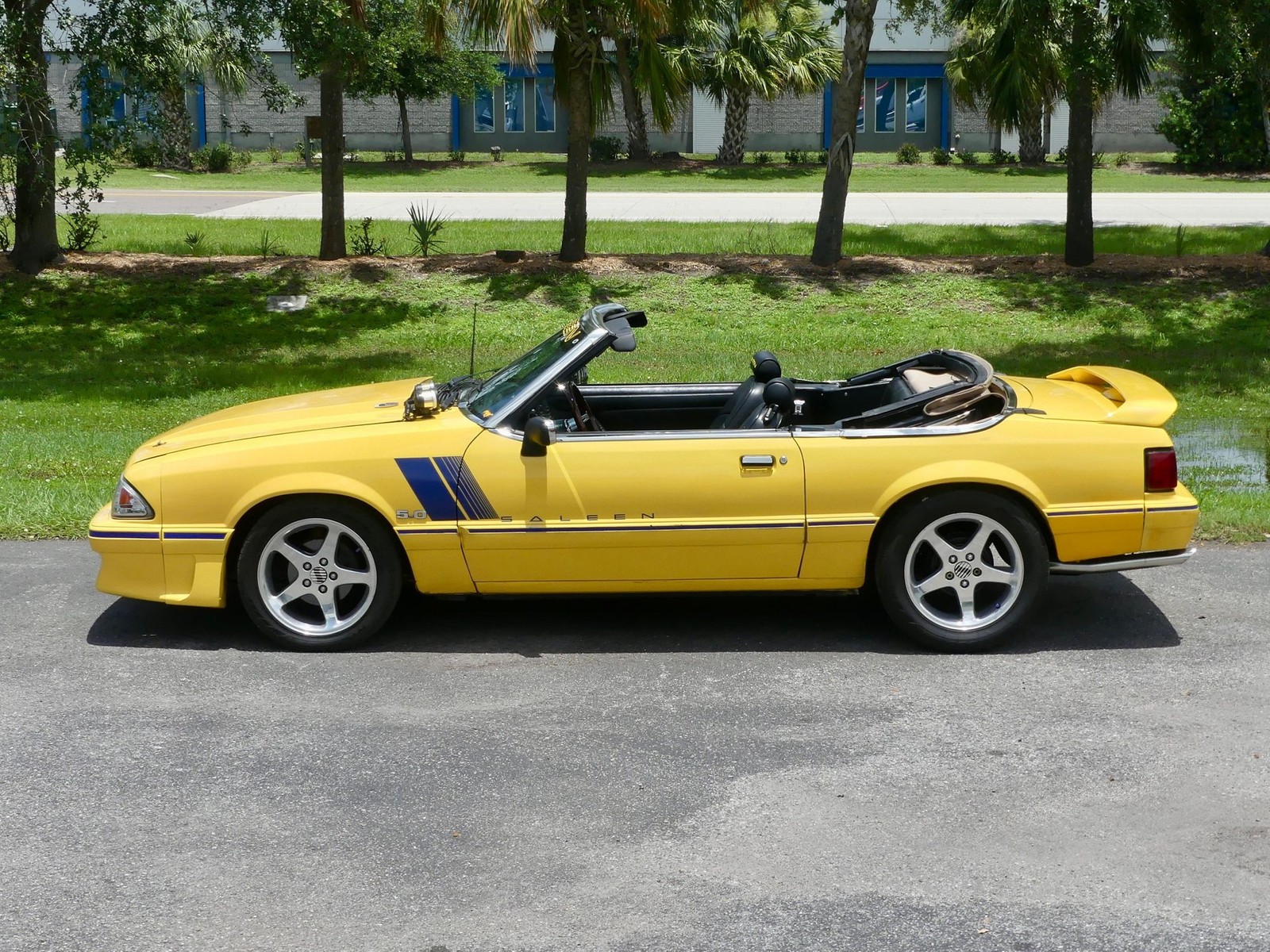 Ford-Mustang-1989-Convertible-9