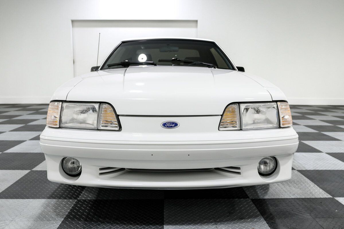 Ford-Mustang-1989-Hatchback-1