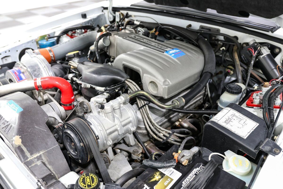 Ford-Mustang-1989-Hatchback-11