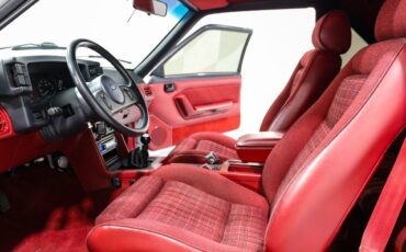 Ford-Mustang-1989-Hatchback-13