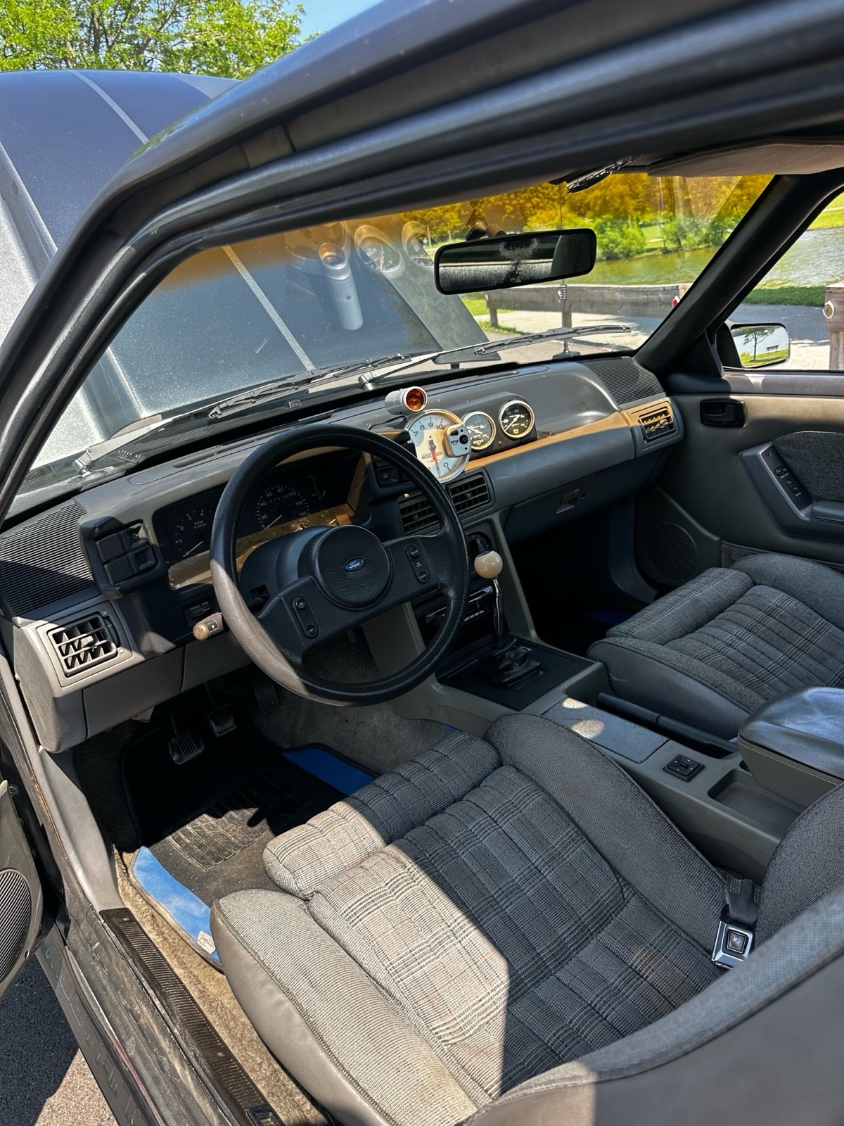 Ford-Mustang-1989-Hatchback-13
