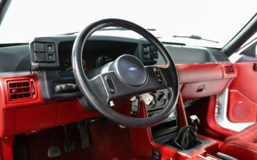 Ford-Mustang-1989-Hatchback-14