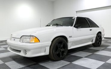 Ford-Mustang-1989-Hatchback-3