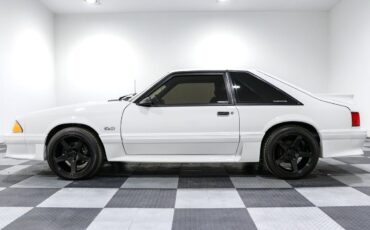Ford-Mustang-1989-Hatchback-4