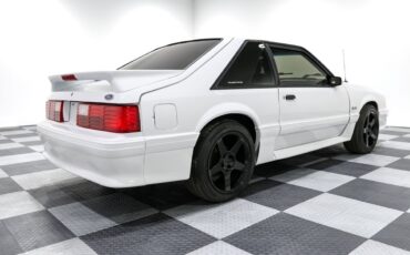 Ford-Mustang-1989-Hatchback-7