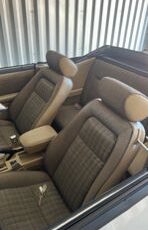 Ford-Mustang-1989-White-Beige-3