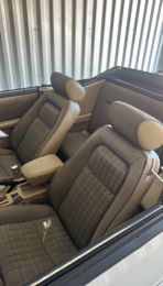 Ford-Mustang-1989-White-Beige-3