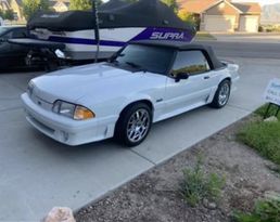 Ford-Mustang-1989-White-Beige-5
