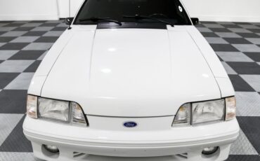 Ford-Mustang-1989-White-Red
