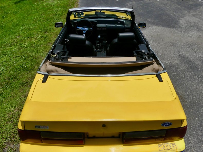 Ford-Mustang-1989-Yellow-Black-19