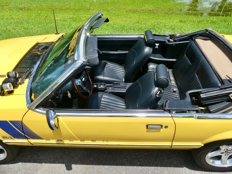 Ford-Mustang-1989-Yellow-Black-43