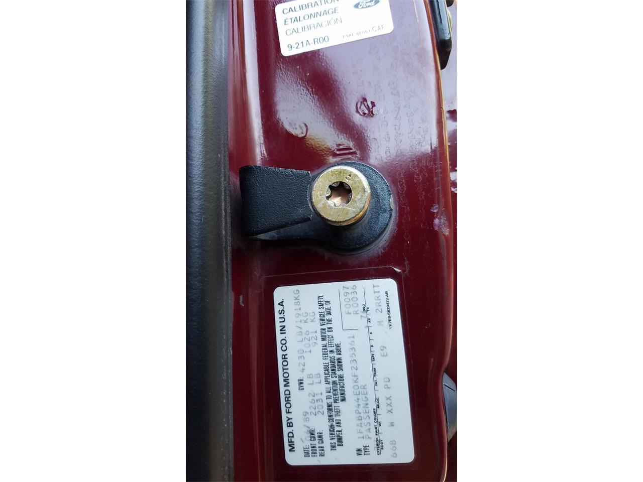 Ford-Mustang-1989-maroon-red-14