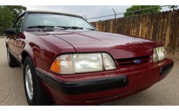 Ford-Mustang-1989-maroon-red