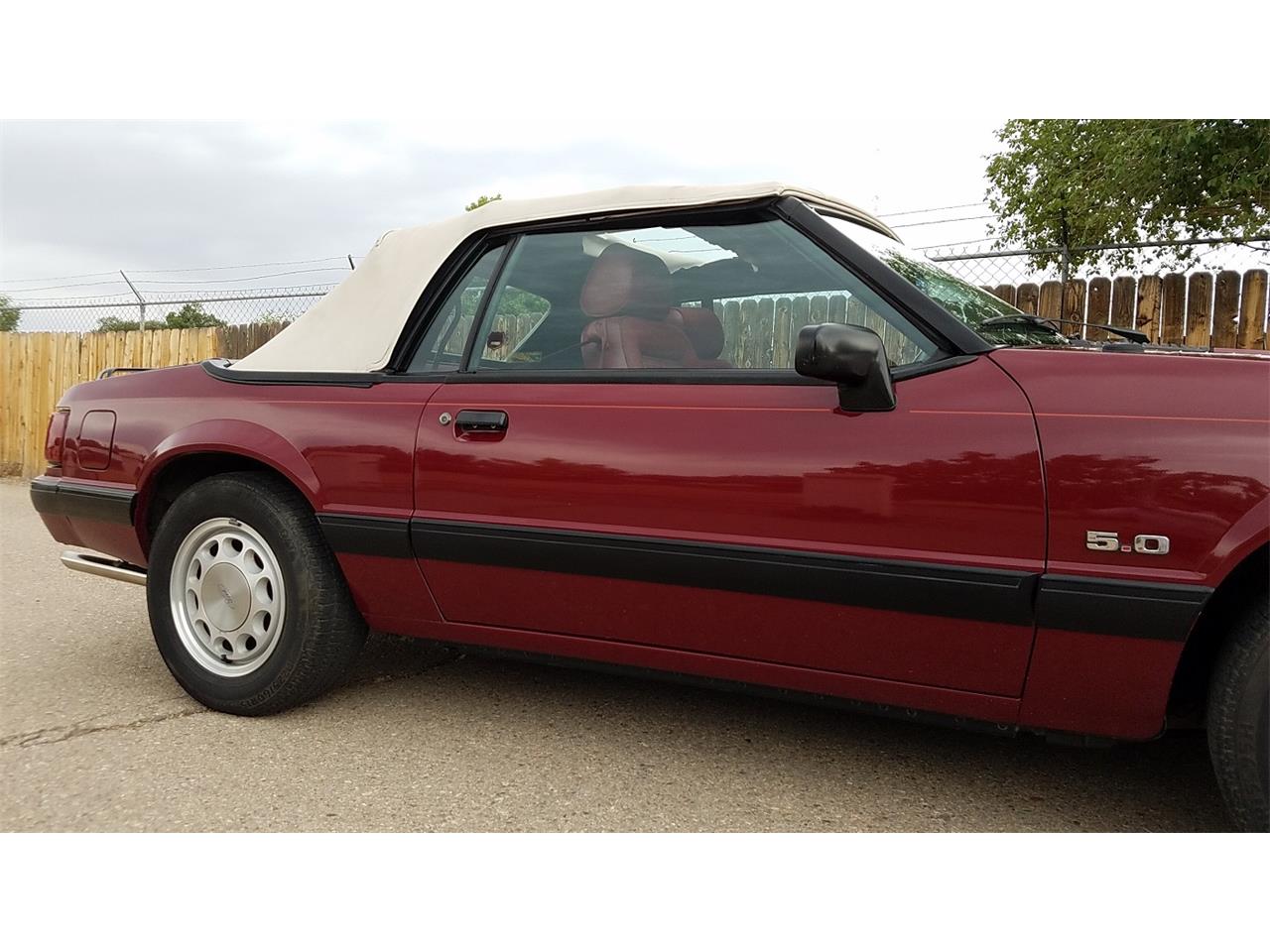 Ford-Mustang-1989-maroon-red-5