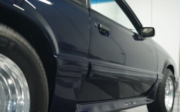 Ford-Mustang-1990-Dark-Blue-Metallic-Graphite-Gray-32