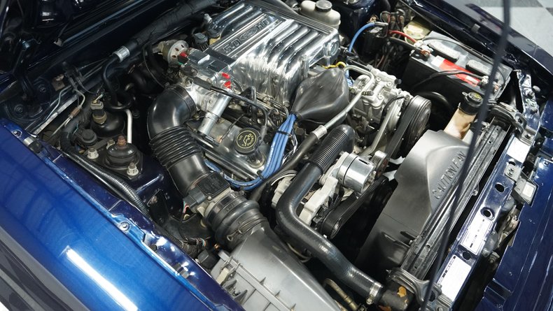 Ford-Mustang-1990-Dark-Blue-Metallic-Graphite-Gray-36