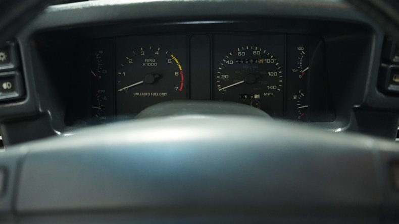 Ford-Mustang-1990-Dark-Blue-Metallic-Graphite-Gray-41