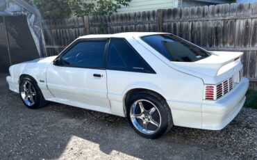 Ford-Mustang-1990-Hatchback-1