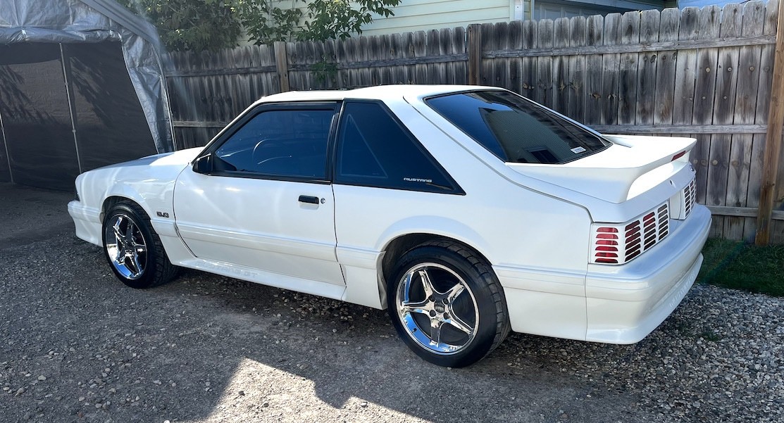 Ford-Mustang-1990-Hatchback-1