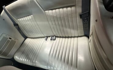 Ford-Mustang-1990-Light-Crystal-Blue-White-Leather-24
