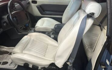 Ford-Mustang-1990-Light-Crystal-Blue-White-Leather-3