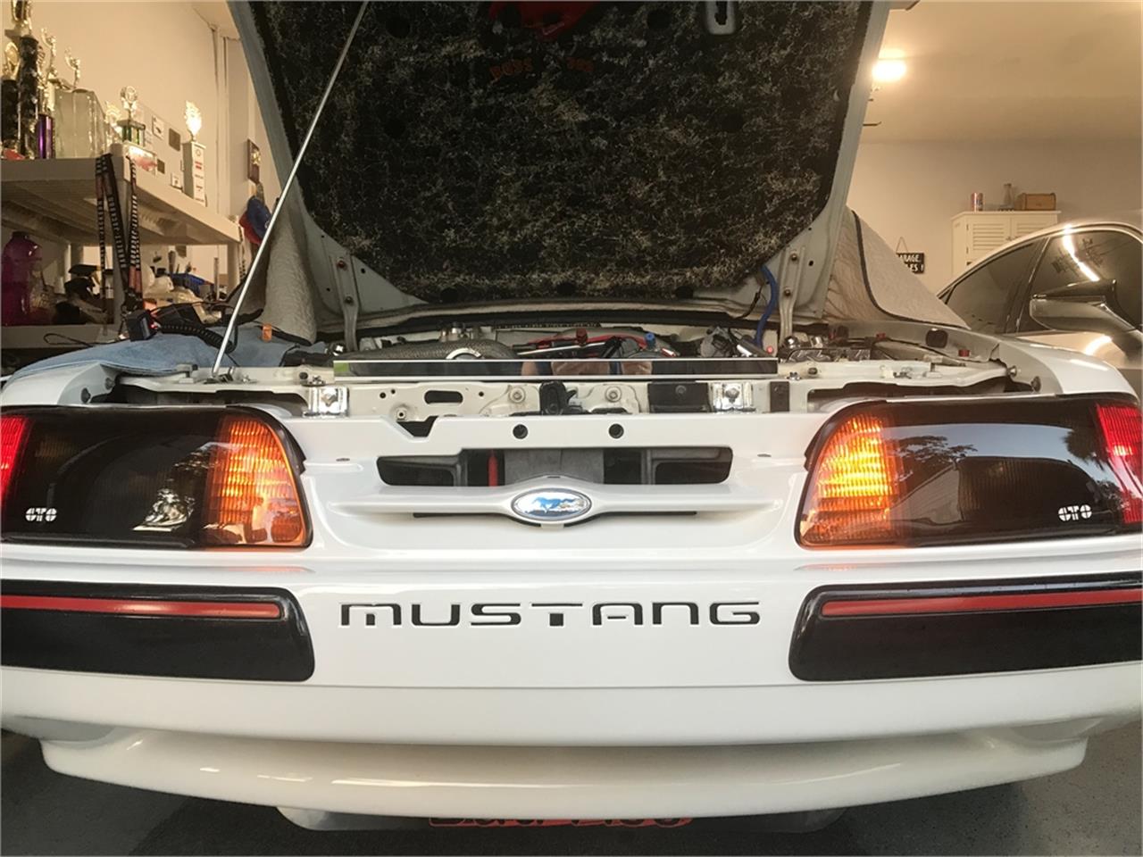 Ford-Mustang-1990-White-Gray-14