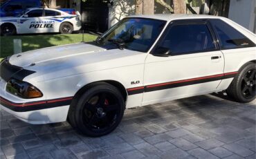 Ford-Mustang-1990-White-Gray-17