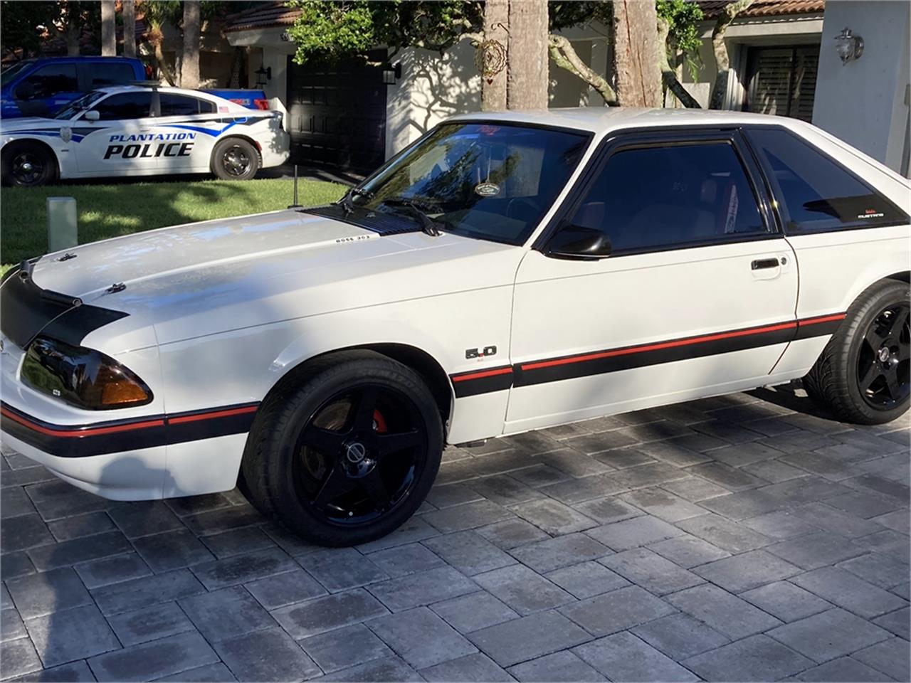 Ford-Mustang-1990-White-Gray-17