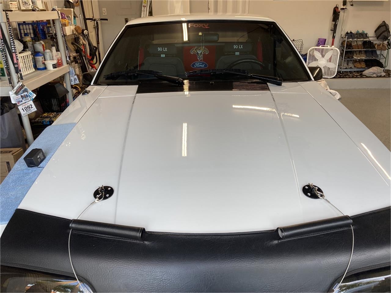 Ford-Mustang-1990-White-Gray-27
