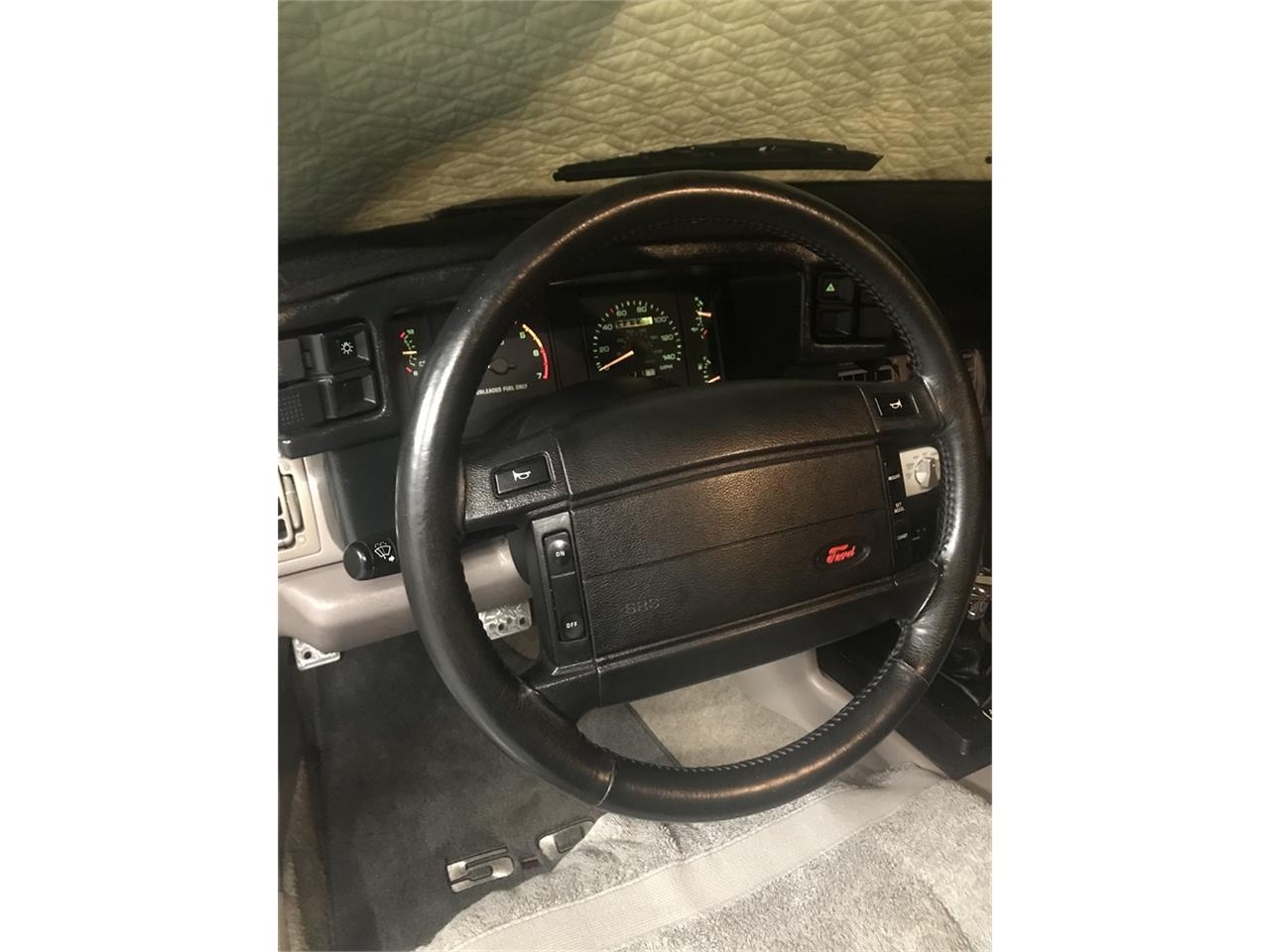 Ford-Mustang-1990-White-Gray-5