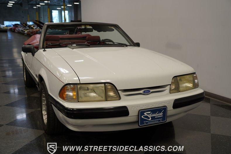 Ford-Mustang-1990-Wimbledon-White-Red-34