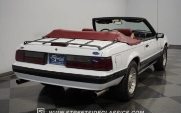 Ford-Mustang-1990-Wimbledon-White-Red-42