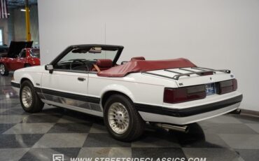 Ford-Mustang-1990-Wimbledon-White-Red-5