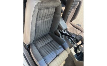 Ford-Mustang-1991-White-Gray-12