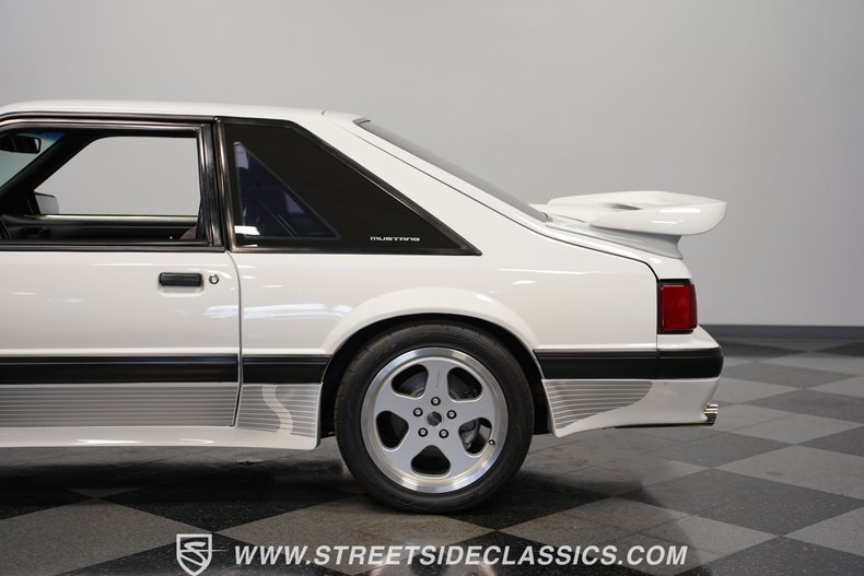 Ford-Mustang-1991-White-Gray-30