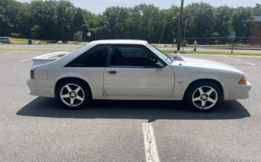 Ford-Mustang-1991-White-Gray-4