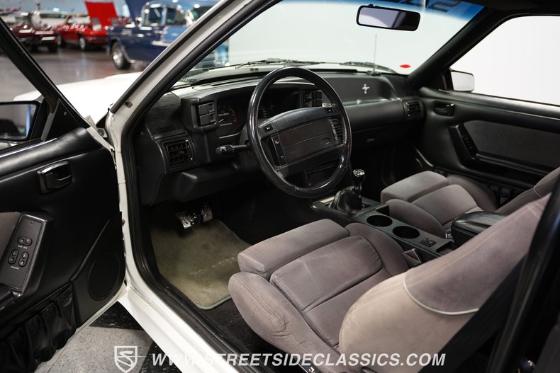 Ford-Mustang-1991-White-Gray-9