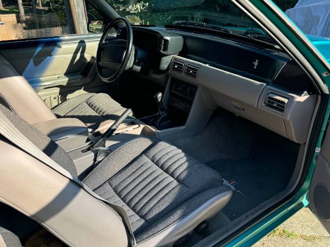 Ford-Mustang-1992-Calypso-Green-14