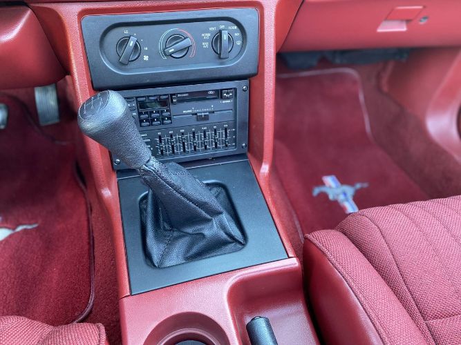 Ford-Mustang-1992-Red-13