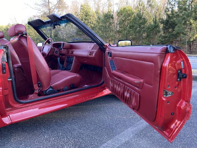 Ford-Mustang-1992-Red-15