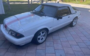 Ford-Mustang-1992-White-Burgundy-1