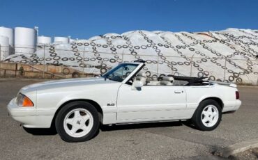 Ford-Mustang-1993-10