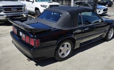 Ford-Mustang-1993-14