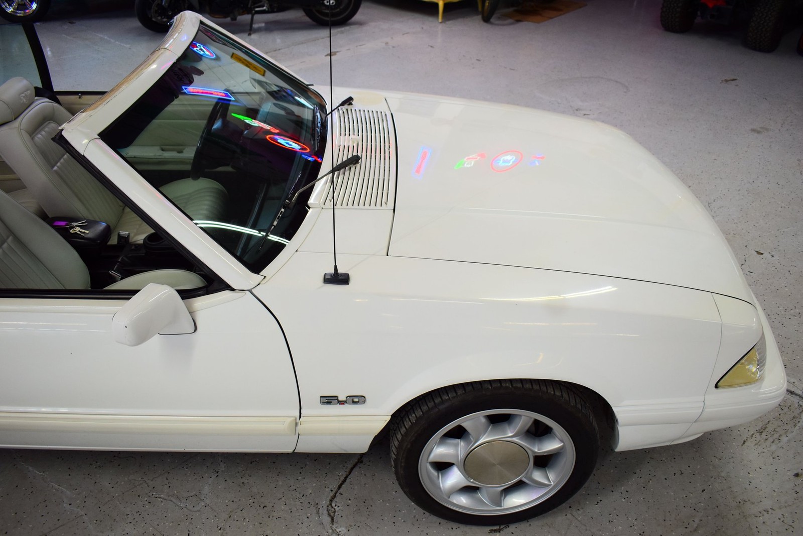 Ford-Mustang-1993-14